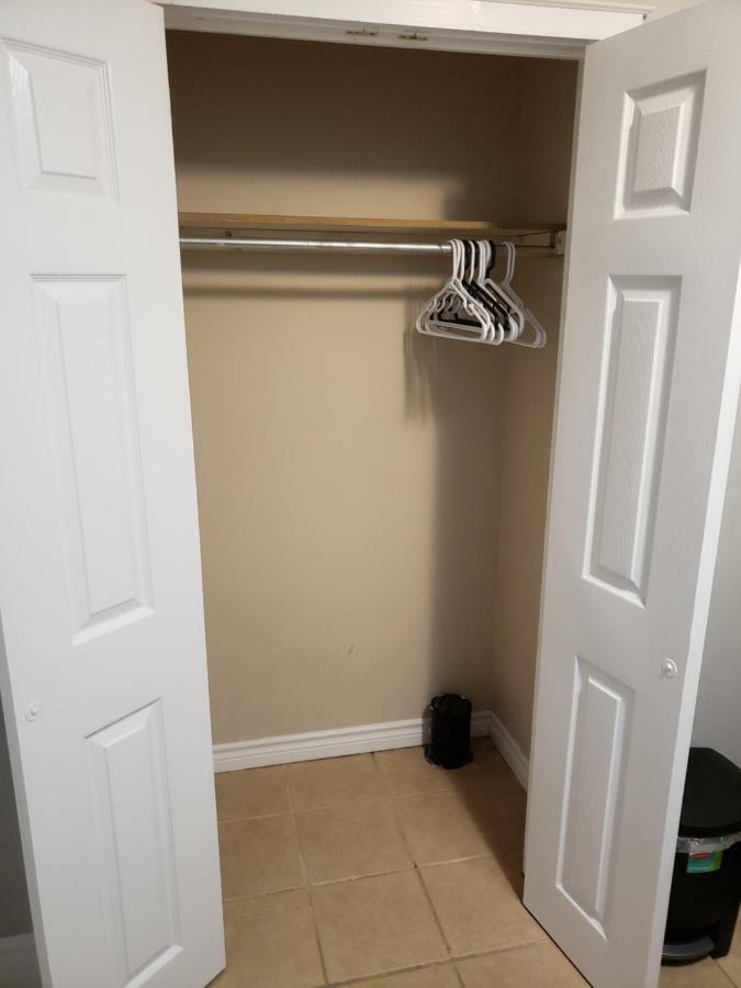 Private Room In Downtown Halifax Exteriör bild