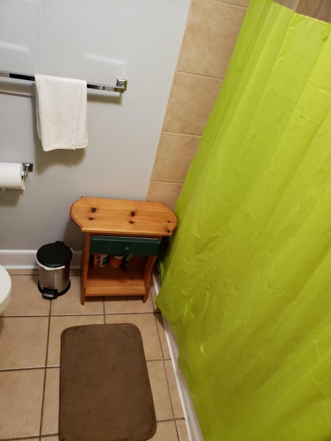 Private Room In Downtown Halifax Exteriör bild